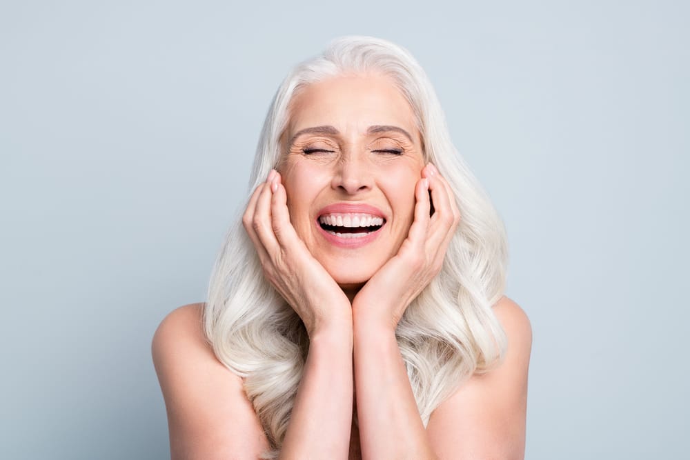 How long do dentures last? 8 Signs You Need a Replacement